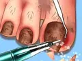 تنظيف اصابع القدم